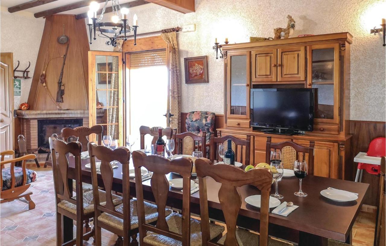 Pet Friendly Home In Olvera With Kitchen Luaran gambar